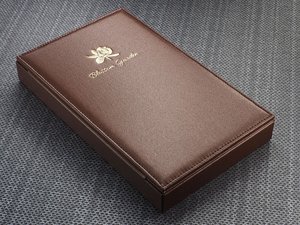 Коробка для счетов 1096280